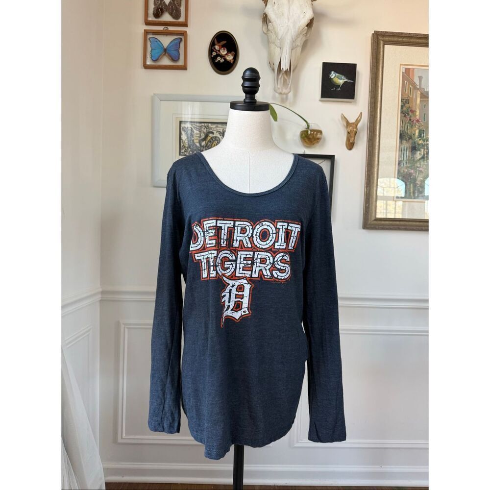 MLB Detroit Tigers Long Sleeve Scoop Neck T-shirt XL